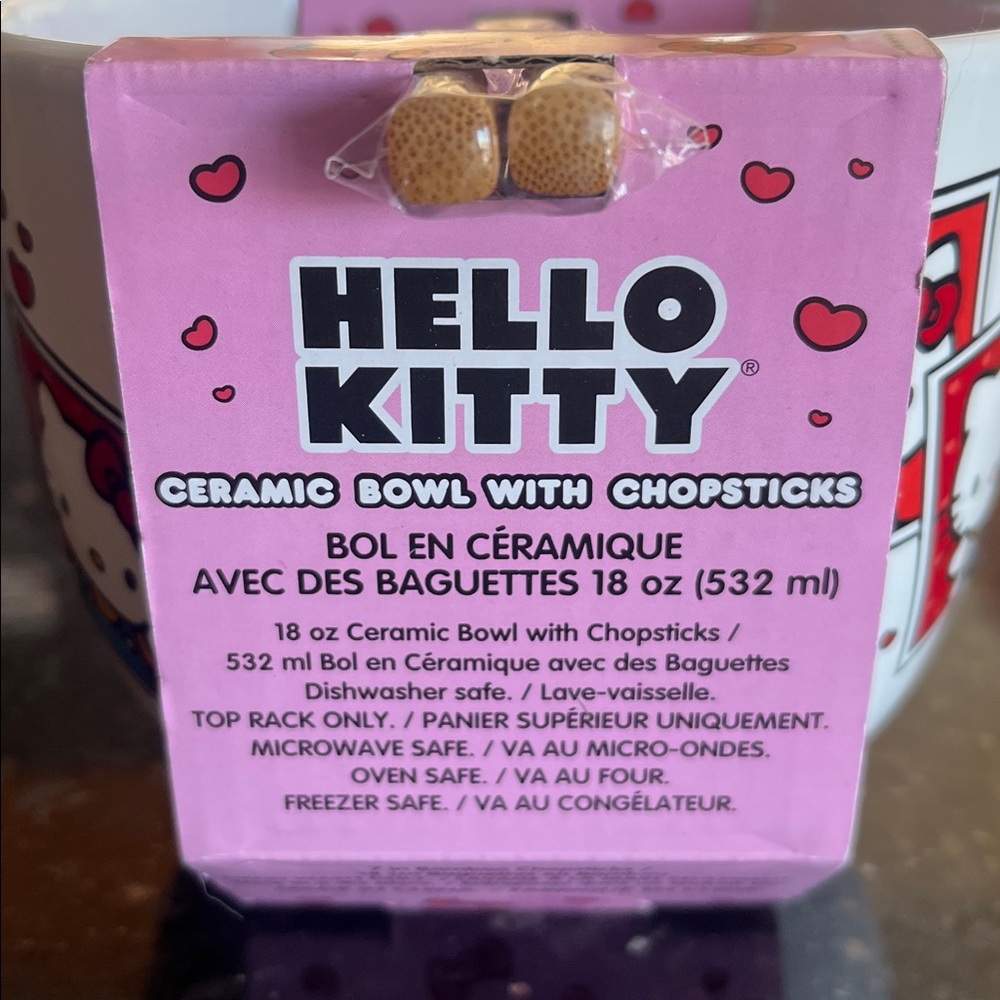 Hello Kitty 18 oz Ceramic Noodle Bowl with Chopsticks - Picture 4 of 6